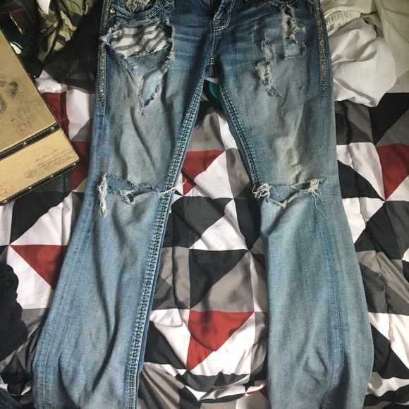 Rock Revival Jeans - Picture 3 of 4